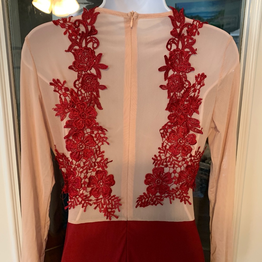 Dress - Picture 3 of 4